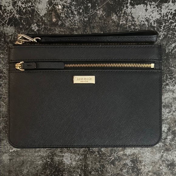 kate spade Handbags - Kate Spade Black Leather Card Holder Double Zip Wristlet 8x5"
